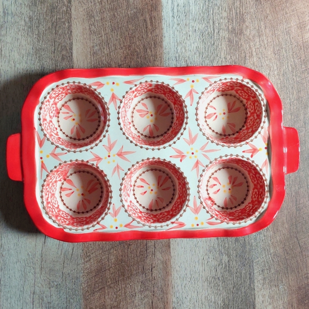 Temptations by Tara Old World Red 6 Cupcake Muffin Pan Bakeware